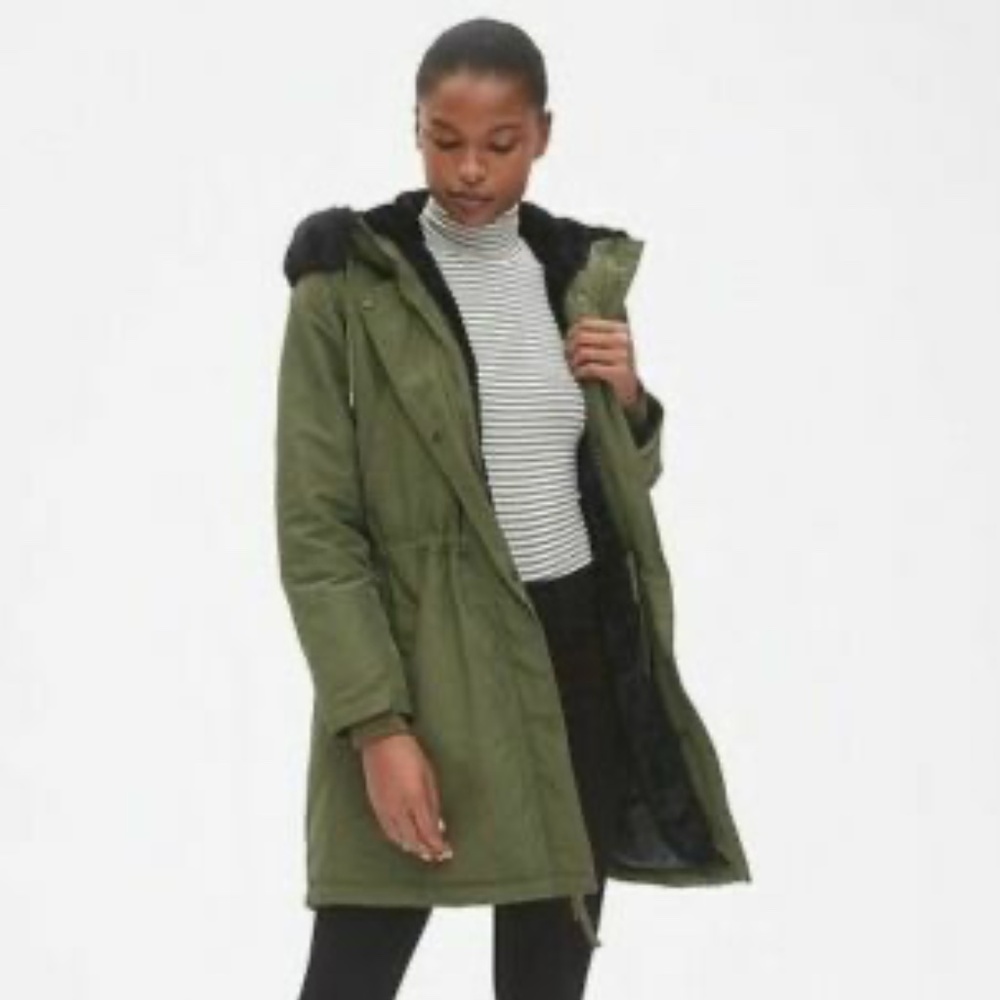 GAP Cold Control Faux-Fur Parka